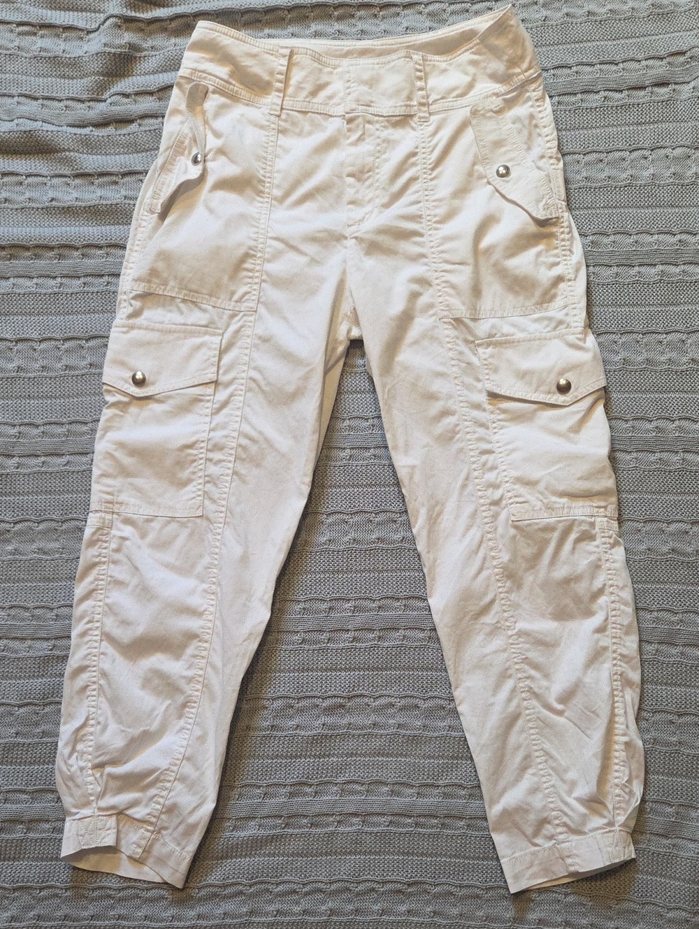 Ralph Lauren woman’s Winter White Cropped Cargo Pants 4P Petite Cotton Stretch